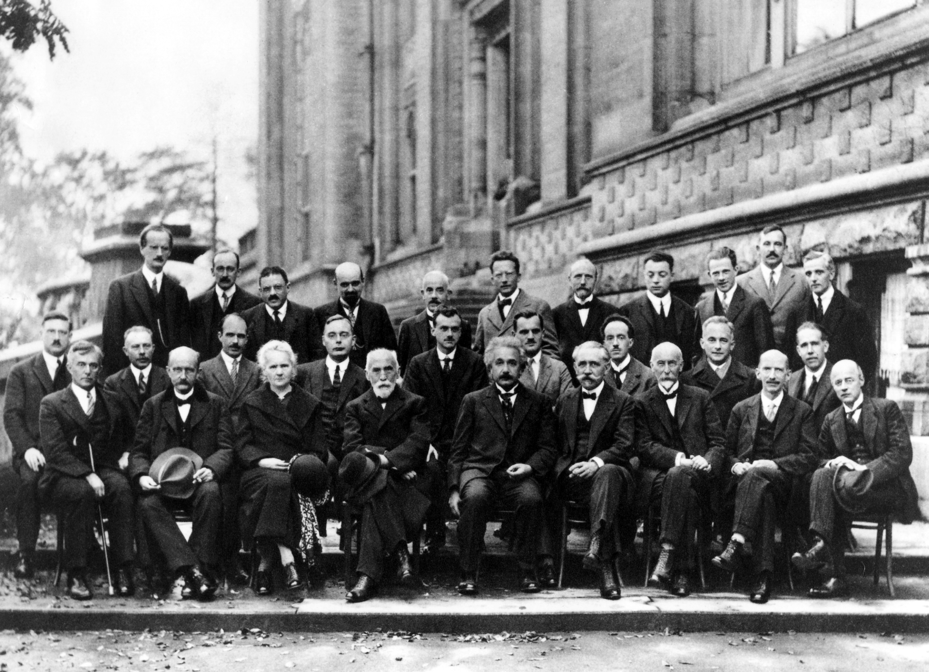 photograph from 5th Solvay Conference